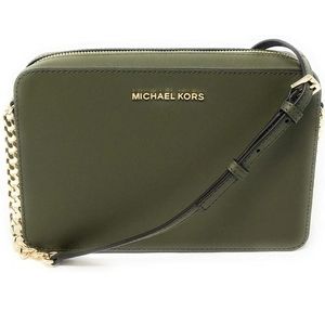 Michael kors jet set cross body